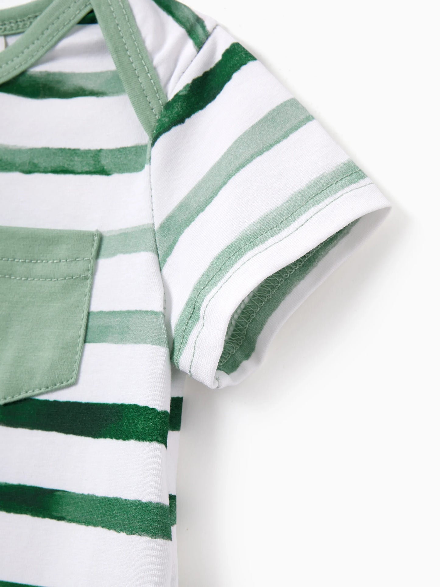 Mommy & me Cotton Outfits Set Green Striped T-Shirt and Dress Set for Dad, Mom, Kids & Baby, Perfect for Summer Family Outings & Photos Green