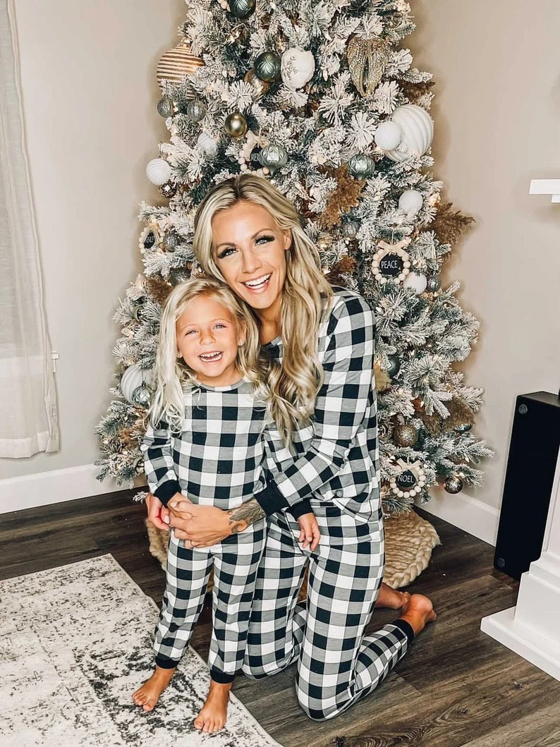Mommy And Me Christmas Plaid Pajamas Long Sleeve Sleepwear Set