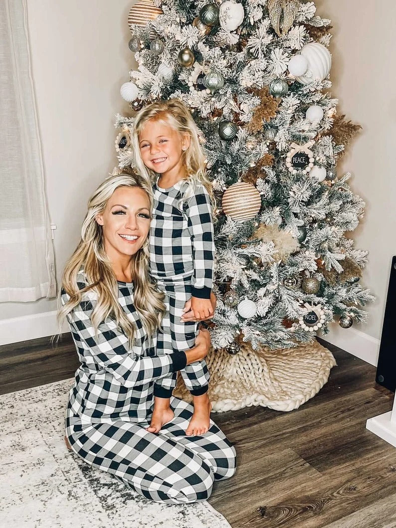 Mommy And Me Christmas Plaid Pajamas Long Sleeve Sleepwear Set